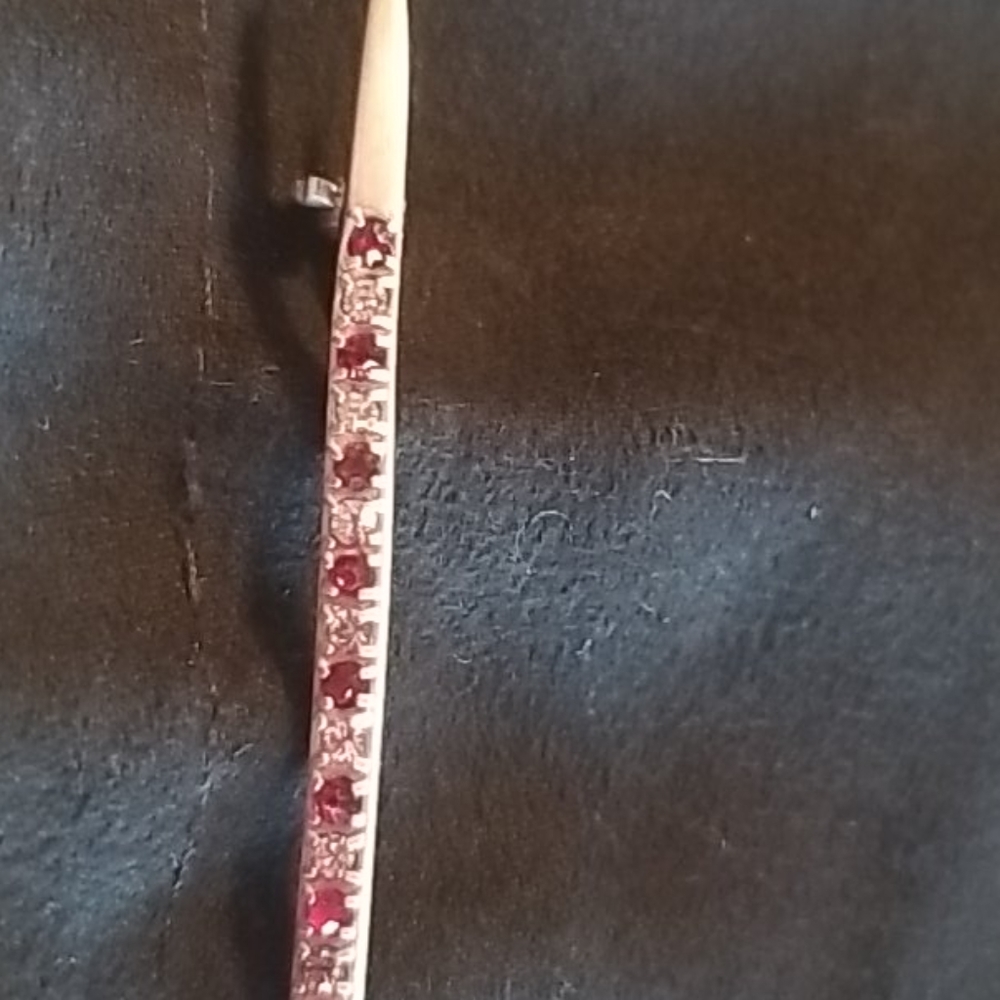 Vintage Art Deco Ruby Brooch - Picture 3 of 8
